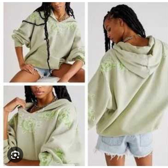 We The Free Tops - We The Free Free People Made Ombre' Floral Embroidered Hoodie XS